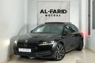 سكودا سوبيرب 2022 أسود مستعملة للبيع