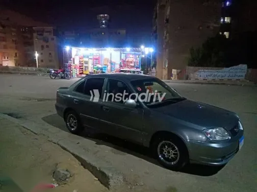 هيونداي فيرنا 2017 رمادي مستعملة للبيع - 9