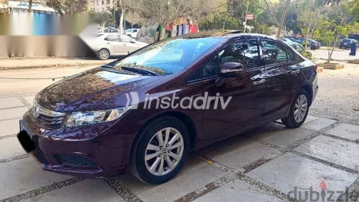 Honda Civic 2013 Burgundy Used for Sale - 2