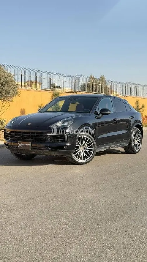 بورش كايين 2021 أسود مستعملة للبيع - 2