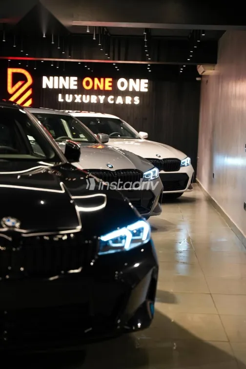 بي ام دبليو 320 2026 أسود جديدة للبيع - 3