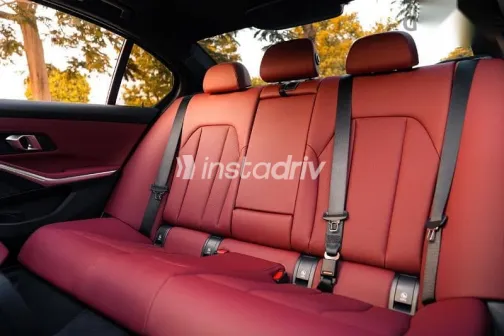 بي ام دبليو 320 2026 أسود جديدة للبيع - 6