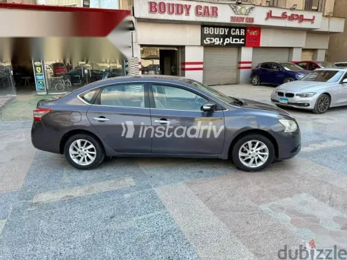 نيسان سنترا 2018 رمادي مستعملة للبيع - 2