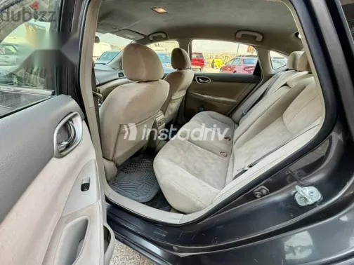 نيسان سنترا 2018 رمادي مستعملة للبيع - 6