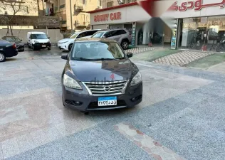 نيسان سنترا 2018 رمادي مستعملة للبيع