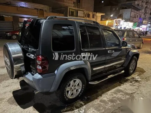 Jeep Liberty 2006 Black Used for Sale - 5