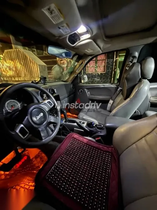 Jeep Liberty 2006 Black Used for Sale - 8