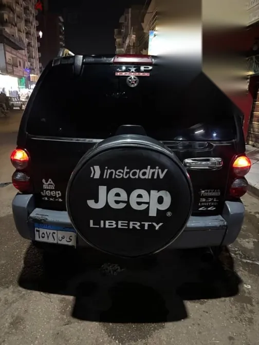 Jeep Liberty 2006 Black Used for Sale - 10