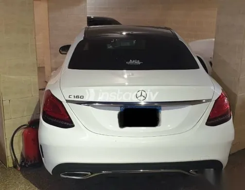 مرسيدس C 180 2019 أبيض مستعملة للبيع - 3
