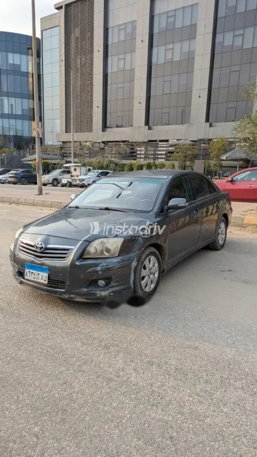 تويوتا أفنسيس 2007 رمادي مستعملة للبيع - 1