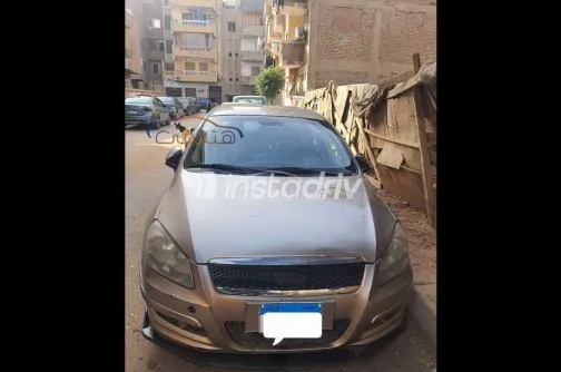 اسبيرانزا M11 2010 بيج مستعملة للبيع - 1