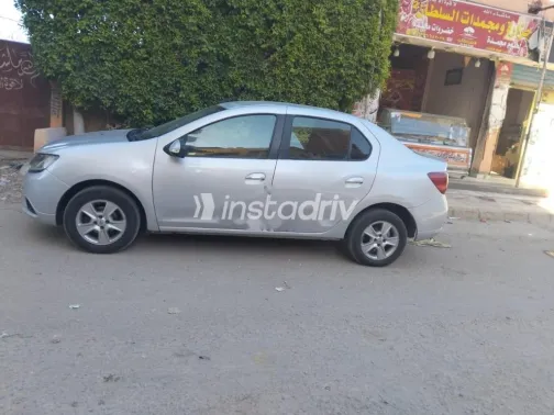 Renault Logan 2016 Silver Used for Sale - 4