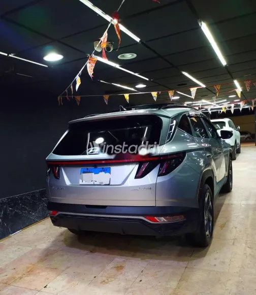 Hyundai Tucson 2024 White Used for Sale - 4