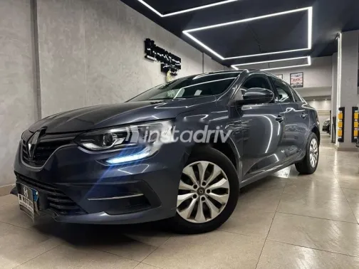 رينو ميجان 2022 رمادي مستعملة للبيع - 2
