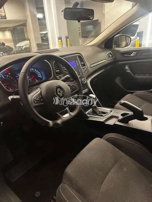 رينو ميجان 2022 رمادي مستعملة للبيع - 5