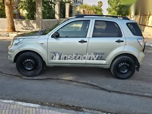 دايهاتسو تيريوس 2011 ذهبي مستعملة للبيع - 3