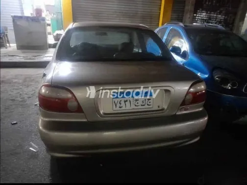 Kia Sephia 1999 Silver Used for Sale - 2