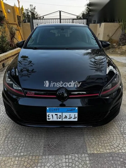 فولكس فاغن جولف 2014 أسود مستعملة للبيع - 2