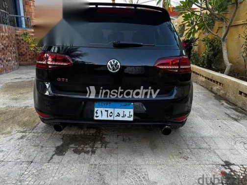 فولكس فاغن جولف 2014 أسود مستعملة للبيع - 3