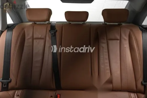 اودي A4 2022 أسود مستعملة للبيع - 8