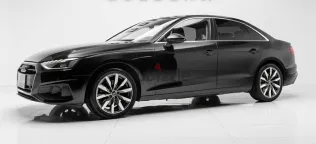 اودي A4 2022 أسود مستعملة للبيع