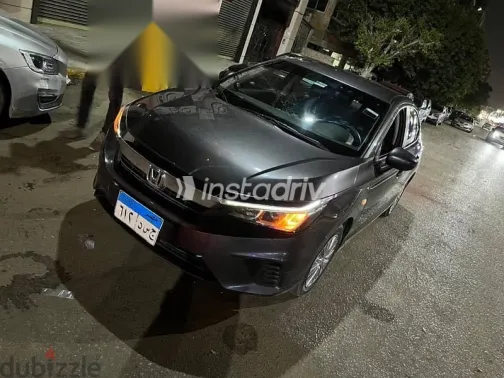 Honda City 2021 Silver Used for Sale - 3