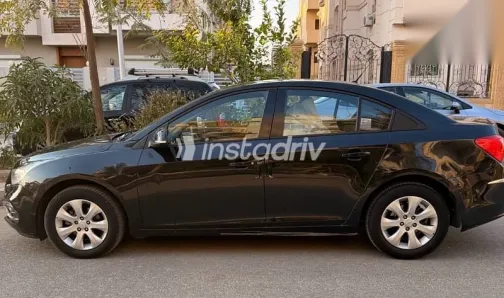 شيفروليه كروز 2016 أسود مستعملة للبيع - 2