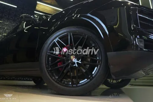 Porsche Cayenne 2024 Black Used for Sale - 2