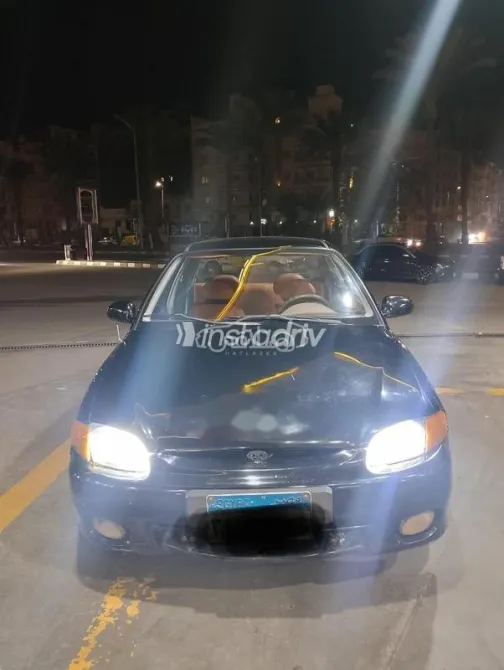 هيونداي اكسنت 2004 أسود مستعملة للبيع - 1