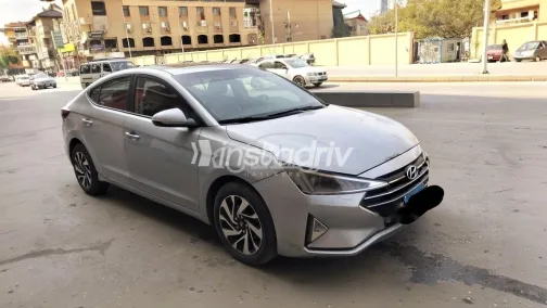 هيونداي إلنترا اى دى 2020 أبيض مستعملة للبيع - 2