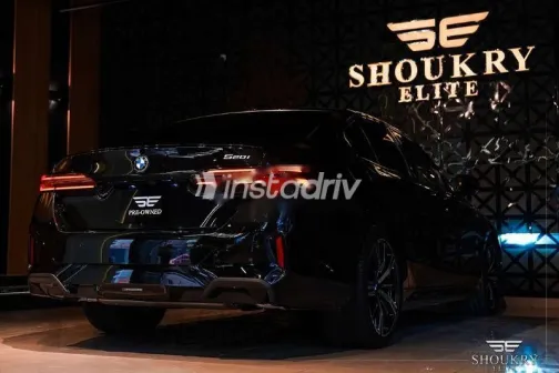 بي ام دبليو 520 2024 أسود مستعملة للبيع - 4