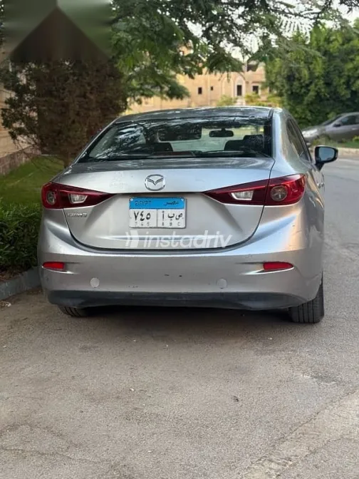 مازدا 3 2016 رمادي مستعملة للبيع - 1