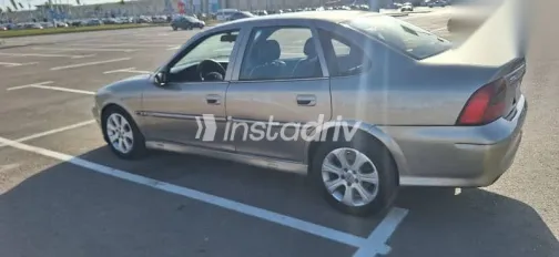 اوبل فيكترا 1997 رمادي مستعملة للبيع - 8