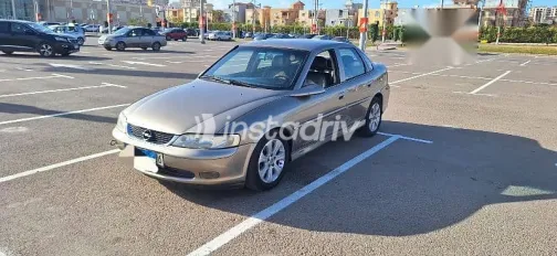 اوبل فيكترا 1997 رمادي مستعملة للبيع - 9