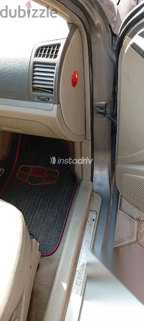 جيلي امجراند 2015 رمادي مستعملة للبيع - 1