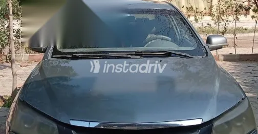 جيلي امجراند 2015 رمادي مستعملة للبيع - 4