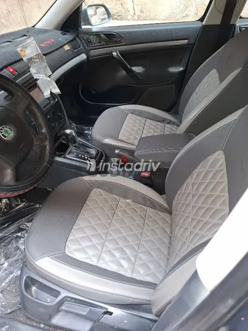 سكودا اوكتافيا 2005 رمادي مستعملة للبيع - 3