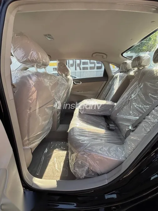 نيسان سنترا 2026 أسود جديدة للبيع - 10