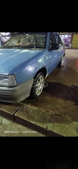 اوبل كاديت 1988 أزرق غامق مستعملة للبيع