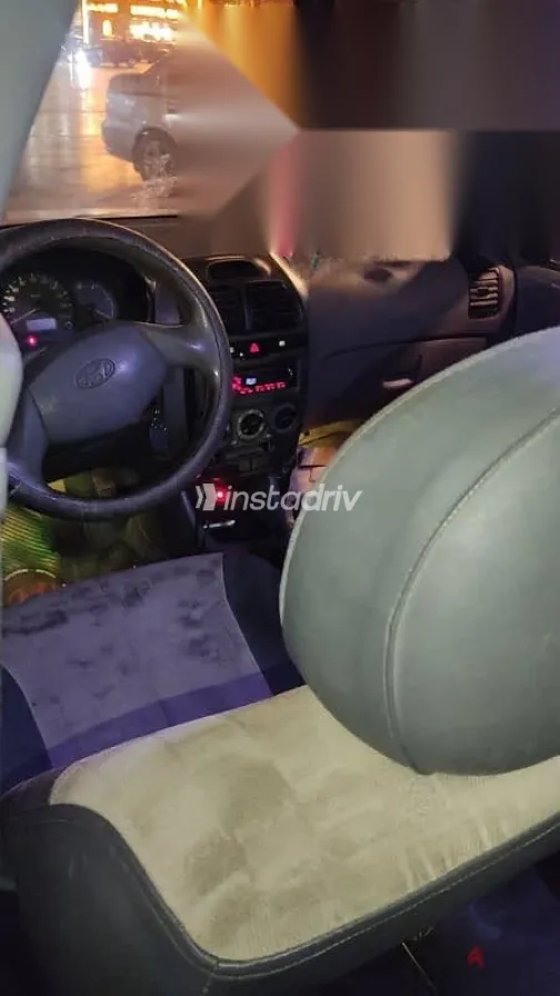 Hyundai Verna 2007 Gold Used for Sale - 5