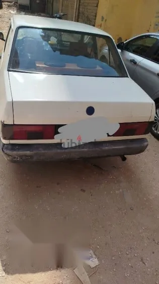 فيات شاهين 1998 أبيض مستعملة للبيع