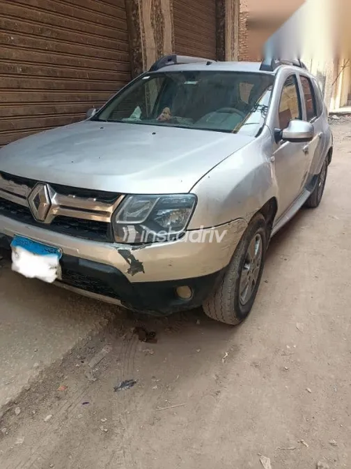 Renault Duster 2017 Silver Used for Sale - 6