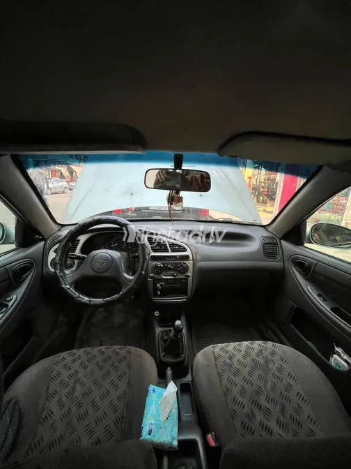 دايو لانوس 2005 أبيض مستعملة للبيع - 8