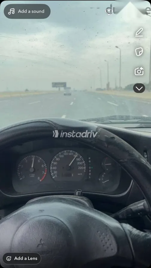 ميتسوبيشي كولت 2003 أزرق غامق مستعملة للبيع - 6