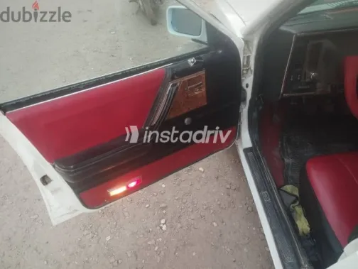 بويك سكاى لارك 1982 أبيض مستعملة للبيع - 1