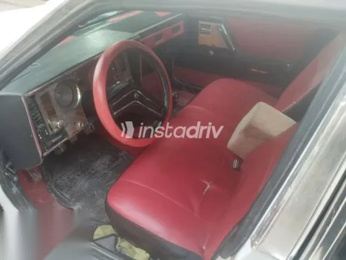 بويك سكاى لارك 1982 أبيض مستعملة للبيع - 2