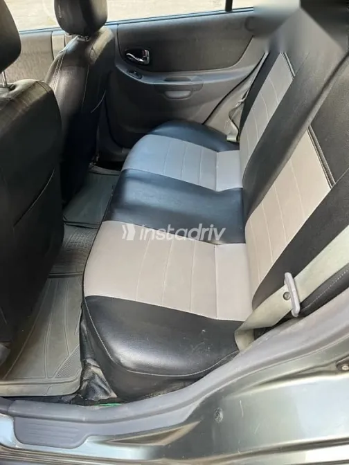 هيونداي فيرنا 2014 رمادي مستعملة للبيع - 4