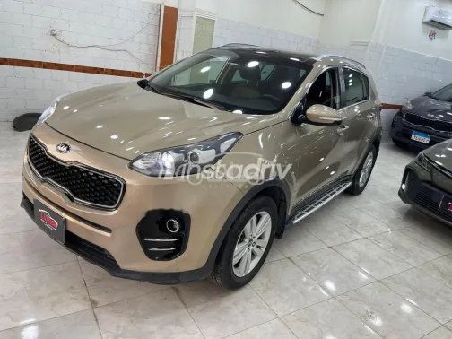 Kia Sportage 2017 White Used for Sale - 5