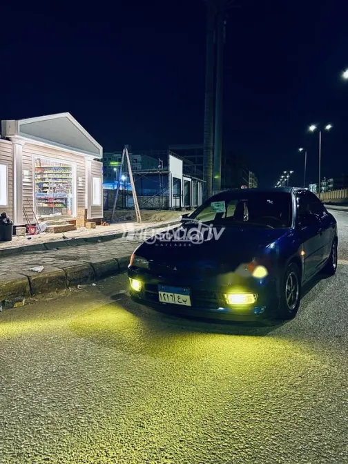 ميتسوبيشي لانسر كرستالة 1998 أزرق مستعملة للبيع - 1