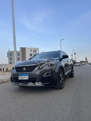 Peugeot 3008 2020 Gray Used for Sale